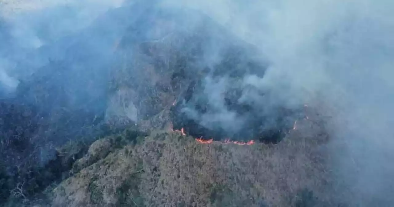 Helicóptero de la FAC llegará a Providencia para reforzar labores de mitigación por grave incendio