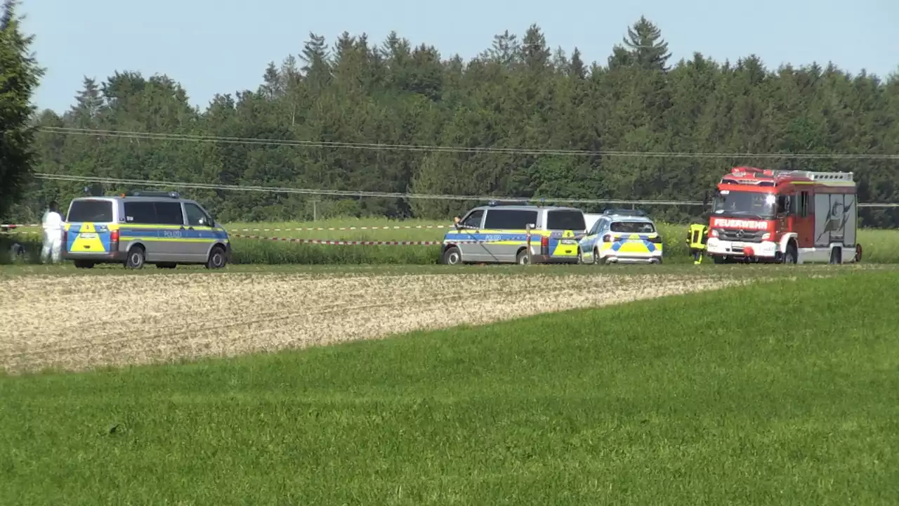 Tote Frau auf Feldweg - Tatverdächtiger schwerverletzt in Klinik