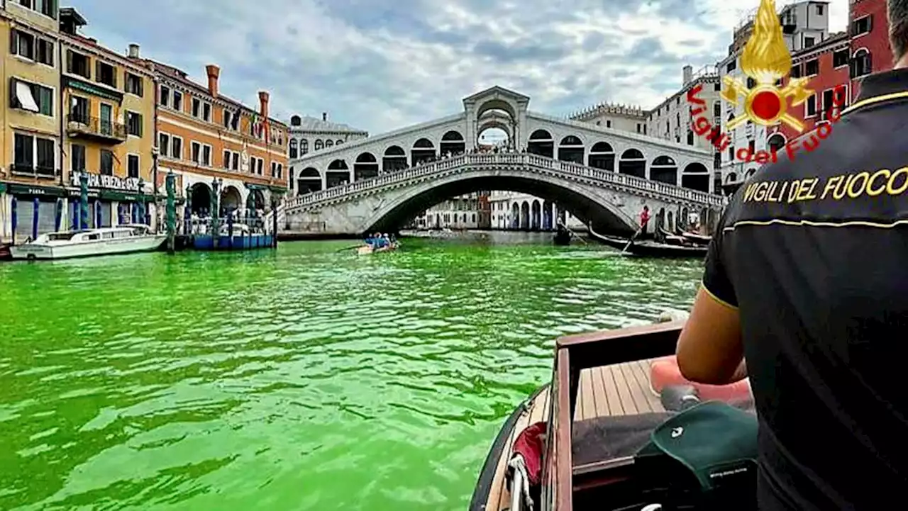 Venice police investigate bright green liquid in Grand Canal