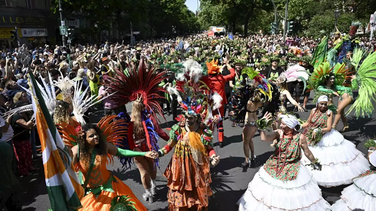 Berlin feiert beim Karneval der Kulturen