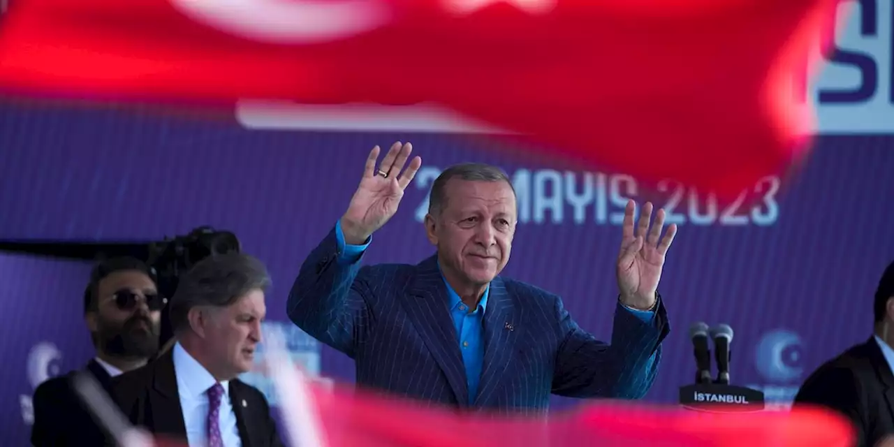 Türkei: Erdogan führt laut offiziellen Zahlen und ernennt sich selbst zum Sieger