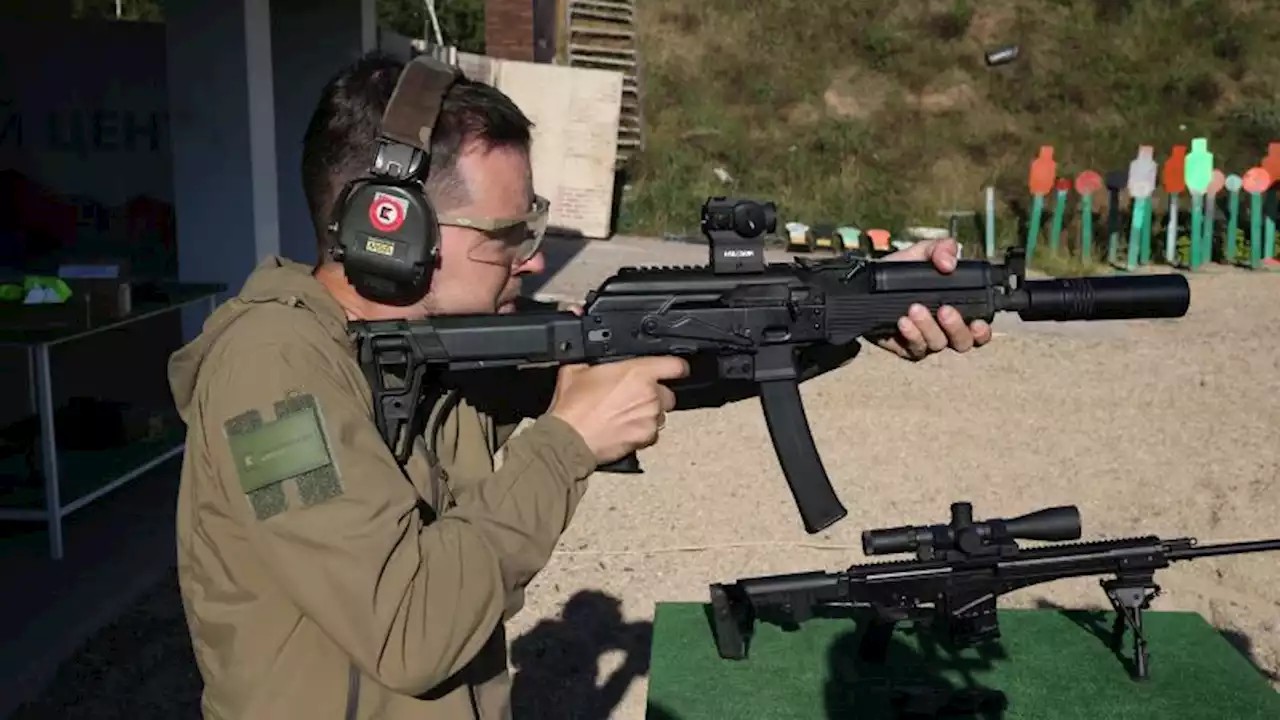 Russian gunmaker Kalashnikov modifies AK-12 assault rifle based on Ukraine combat experience | CNN