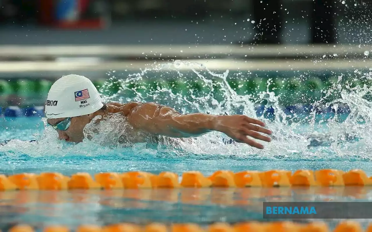 Swimmer Bryan smashes two national records in London