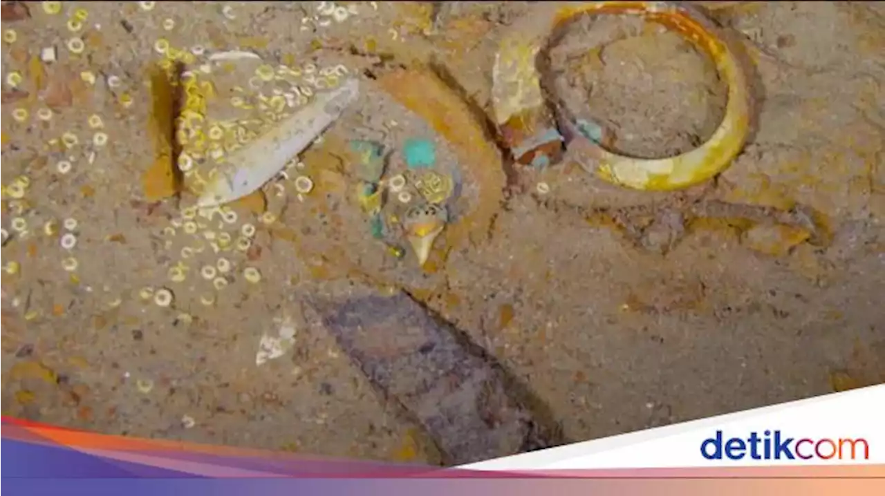 Kalung Misterius Ditemukan di Bangkai Kapal Titanic