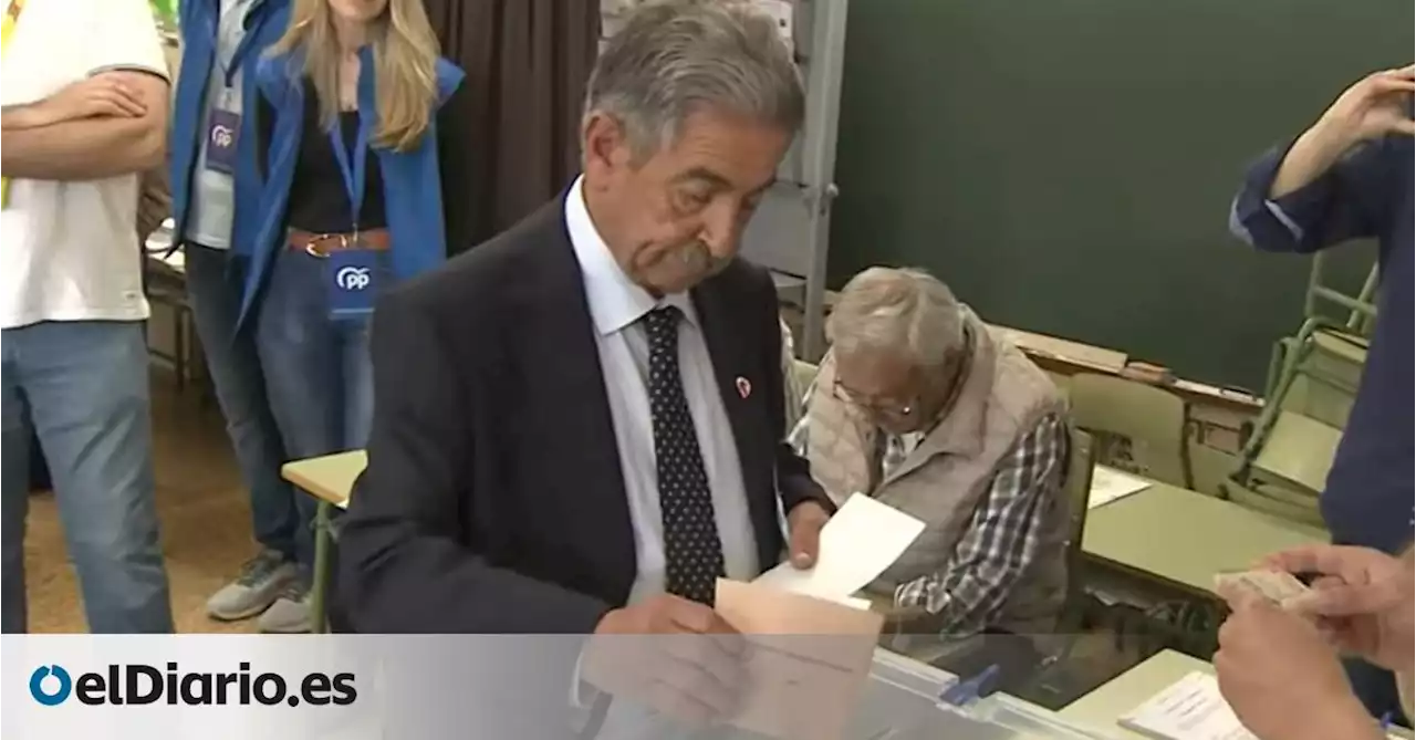 Miguel Ángel Revilla ya ha votado