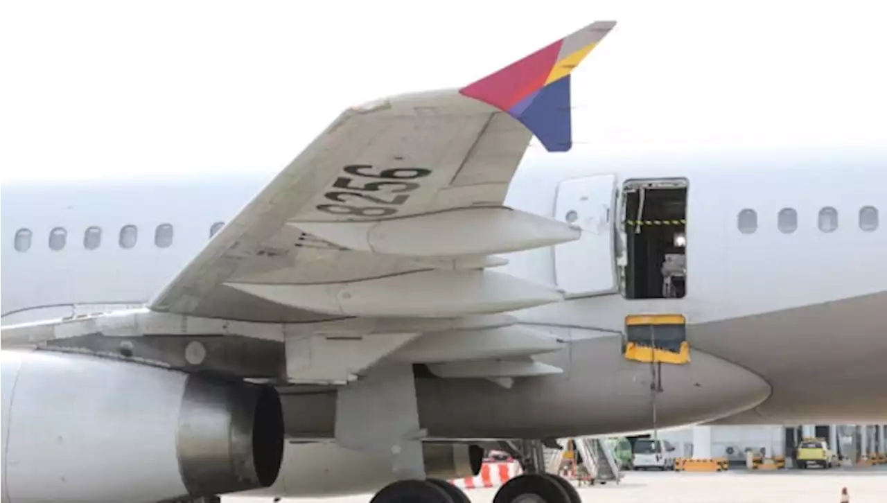 South Korean court issues warrant for man who opened Asiana plane door mid-air -Yonhap