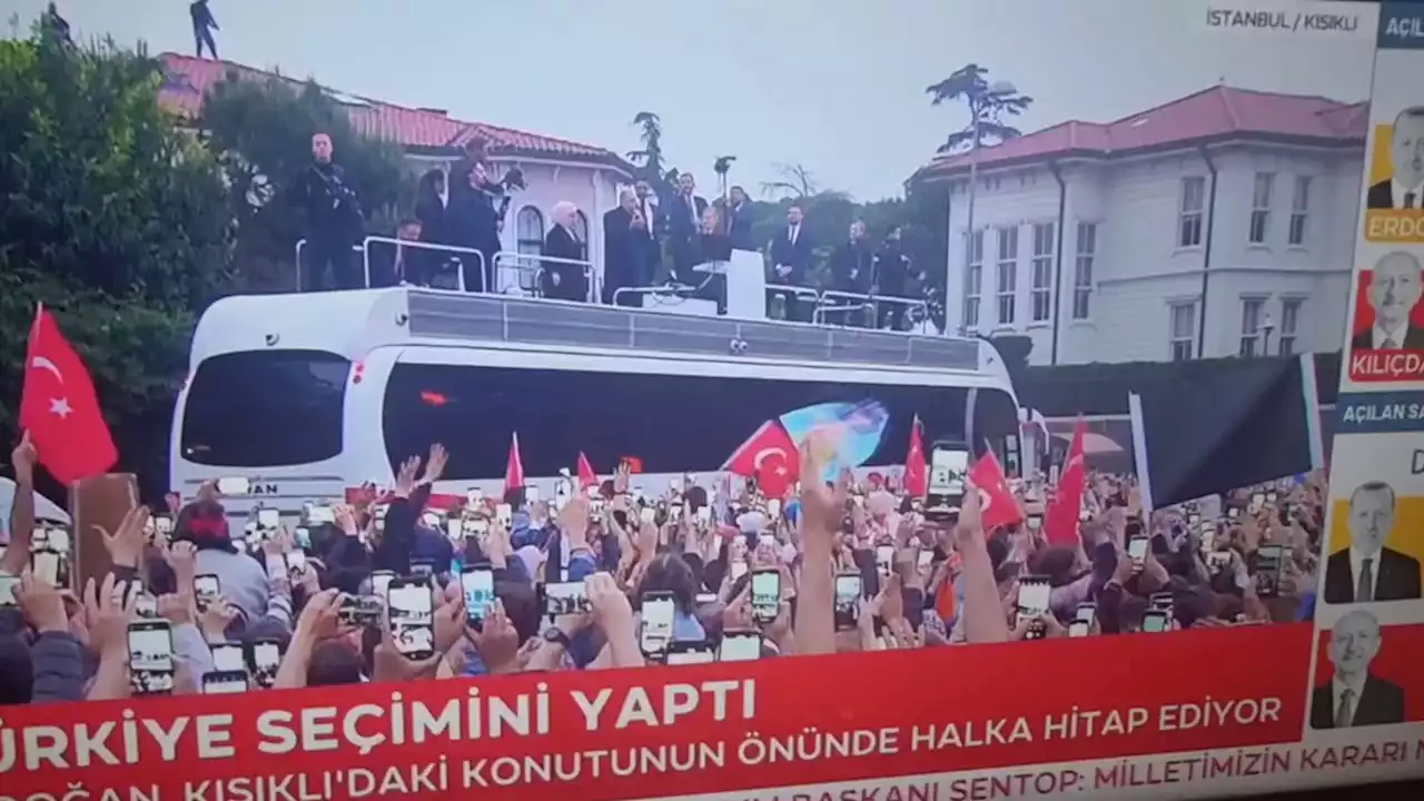 اردوغان از سرخوشی آواز خواند!