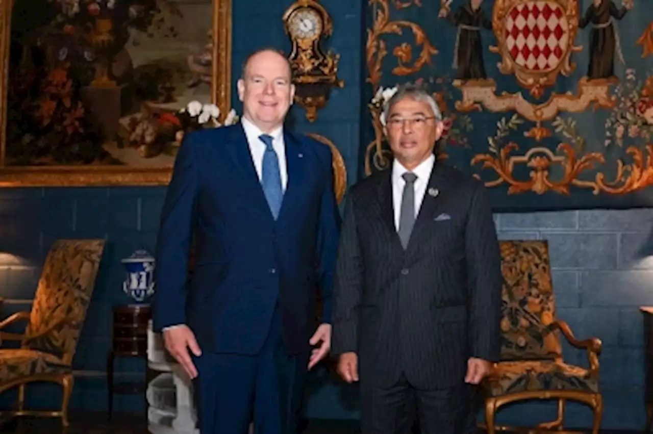 Agong meets Prince Albert II at Palace of Monaco