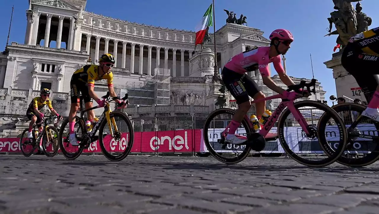 VIDEO. Giro 2023 : à Cavendish la dernière étape au sprint malgré une grosse chute, la parade et le Tour d'Italie Primoz Roglic