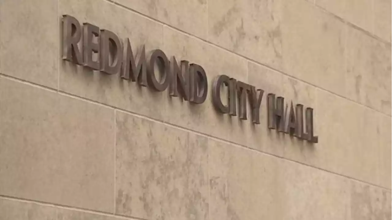 Redmond mayor axes 600% raises for council members