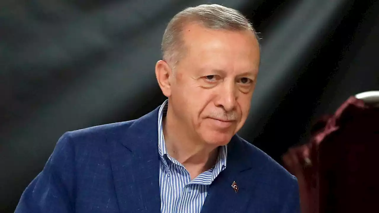 Erdogan liegt in Führung, knapper Sieg wahrscheinlich