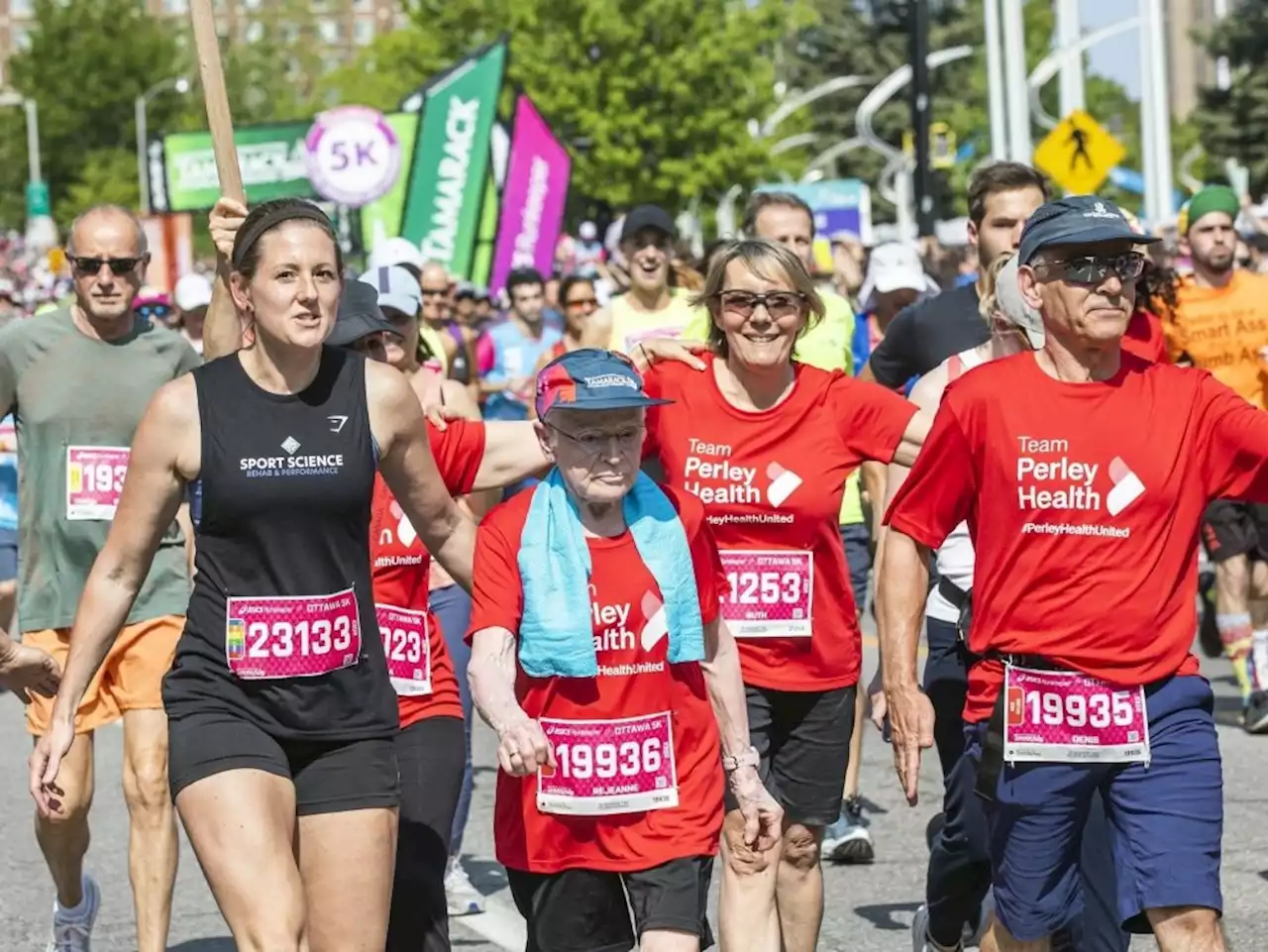 Rejeanne Fairhead, 96, 'inspiring a city' with world-record run