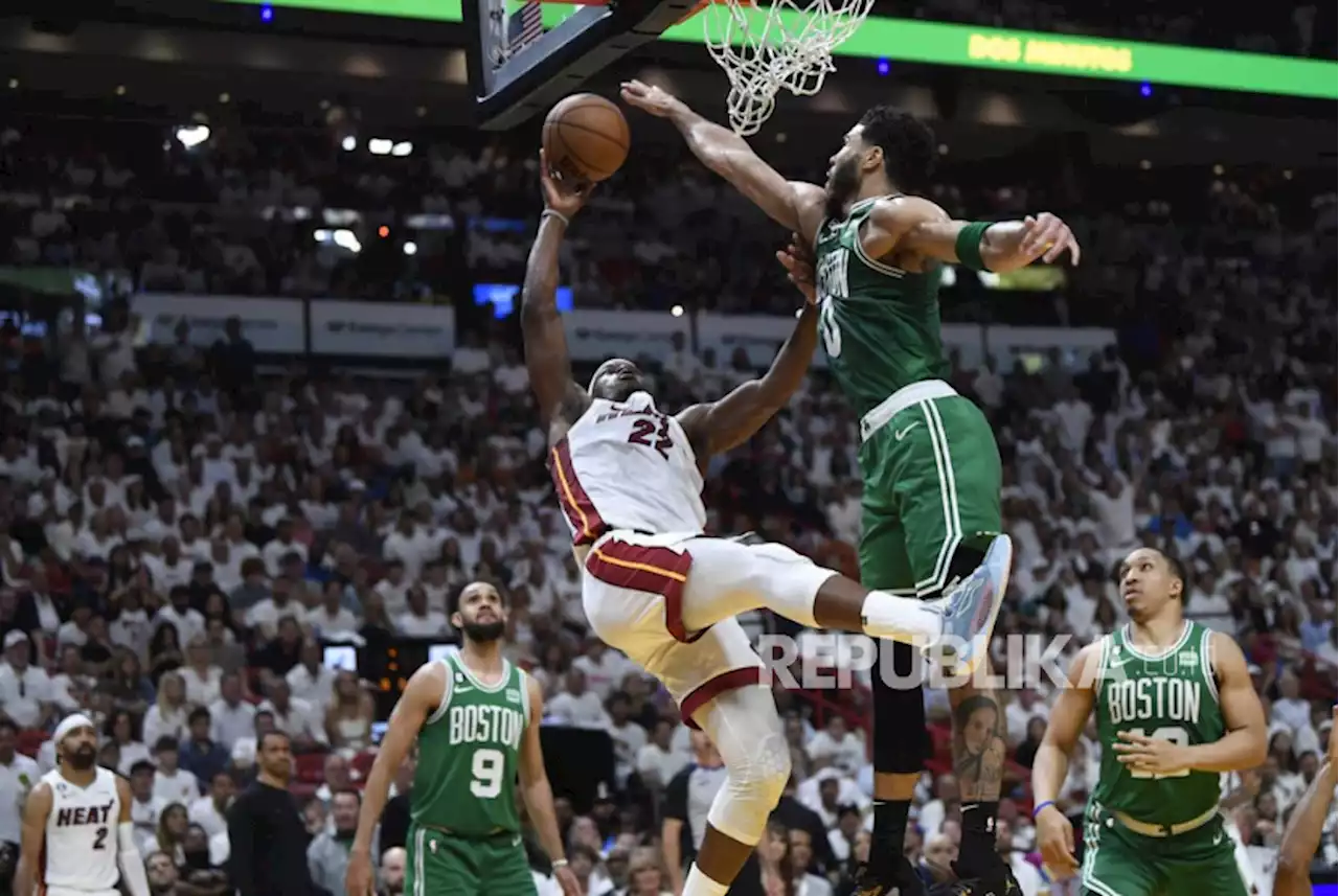 Celtics Menang Dramatis, Samai Skor 3-3 dengan Miami Heat |Republika Online