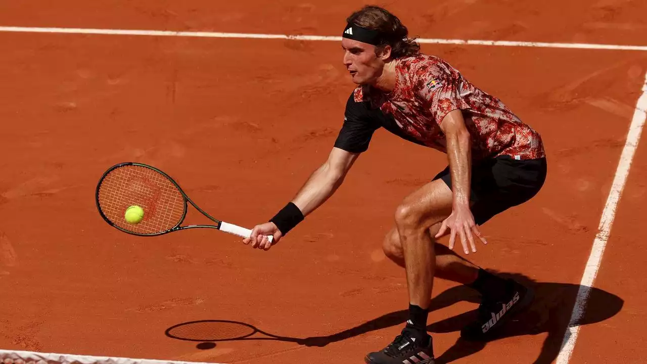 Tennis, French Open: Holprige Auftaktsiege für Tsitsipas und Rublew