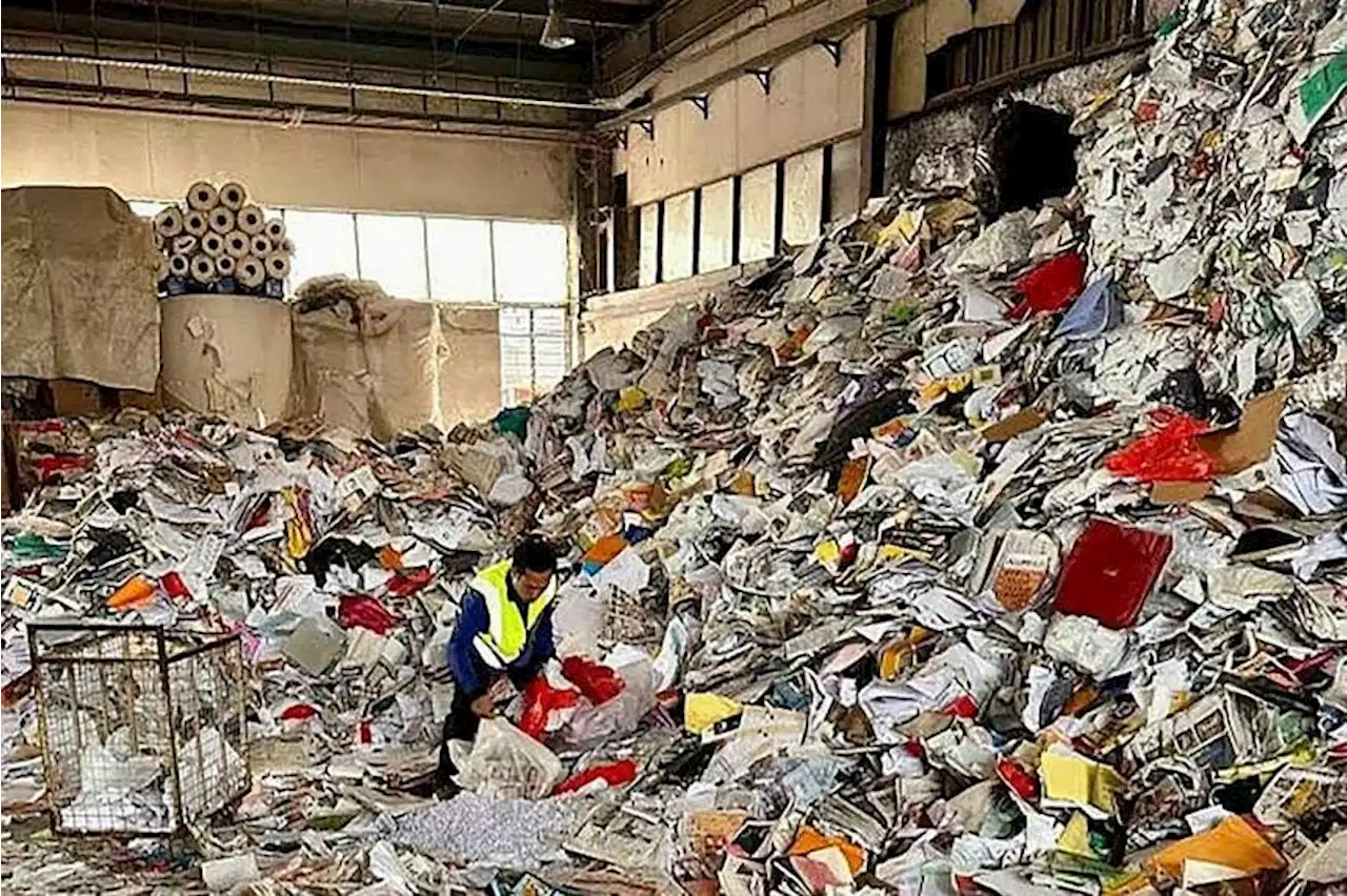 More facilities in S’pore to reprocess paper, textiles could boost recycling rate: Industry insiders