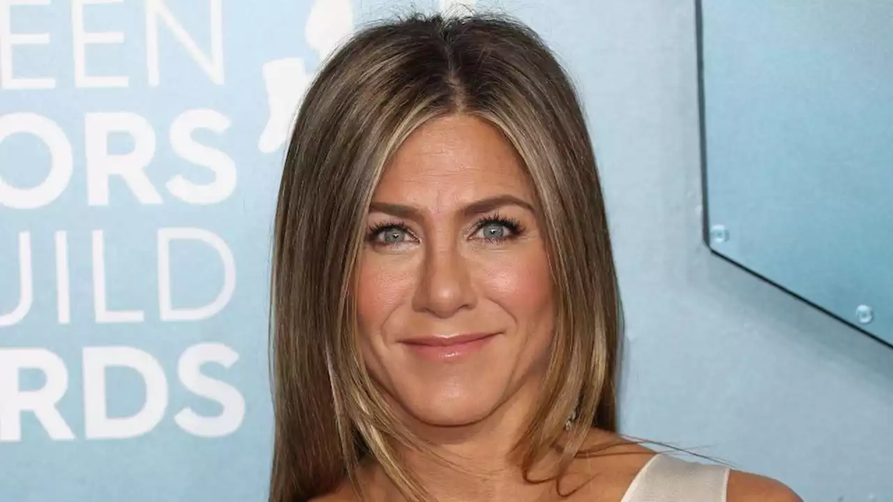 Jennifer Aniston Has a Look-Alike on TikTok & Her Impression of Her Is Spot-On