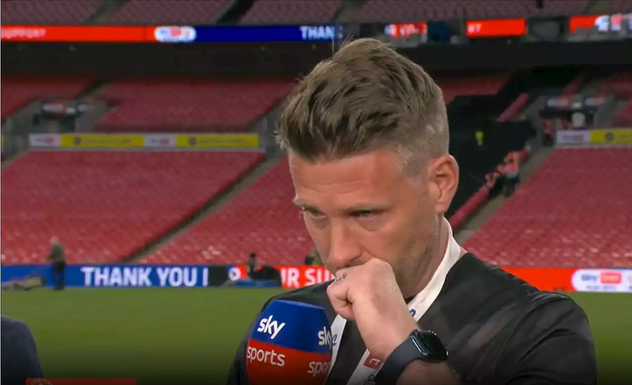 Luton boss Edwards breaks down during live TV interview after positive Lockyer update