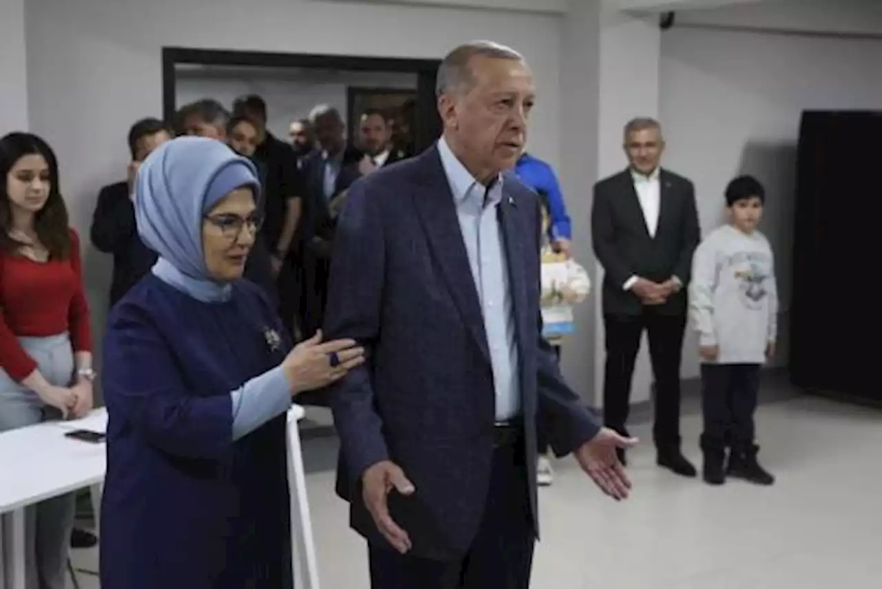 Nel ballottaggio è testa a testa tra Erdogan e Kilicdaroglu