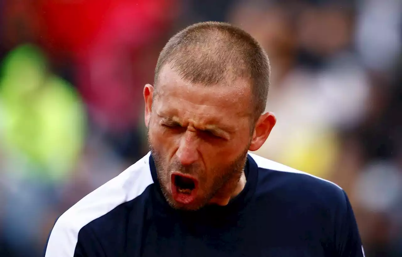 Dan Evans fumes at 'disruptive' and 'wrong' umpiring decision after crashing out of French Open