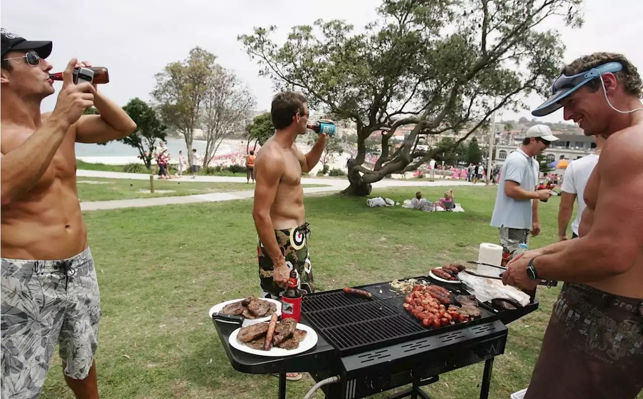 Men, step away from the BBQ! No one wants burnt sausage and soggy coleslaw