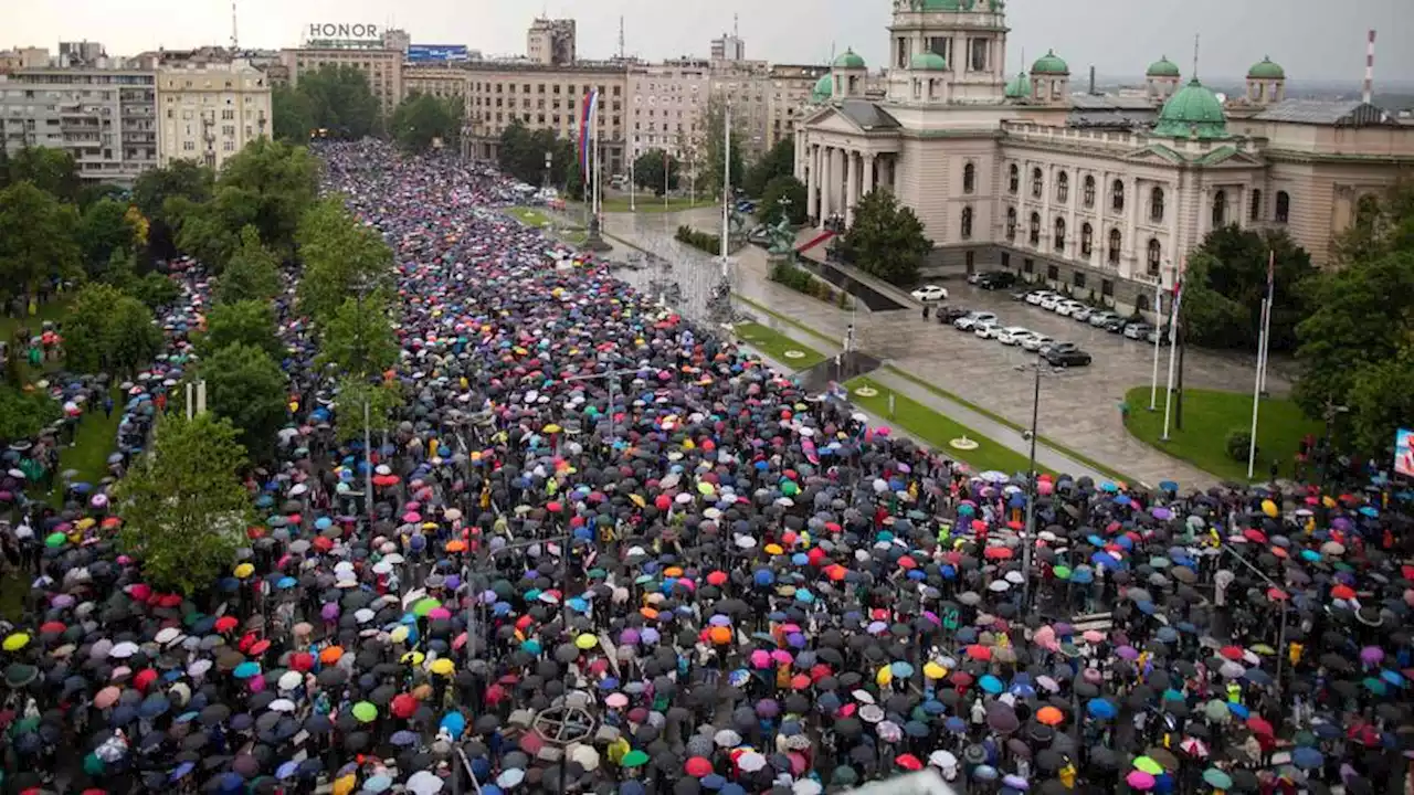 Giant rally against Serbia govt over mass shootings