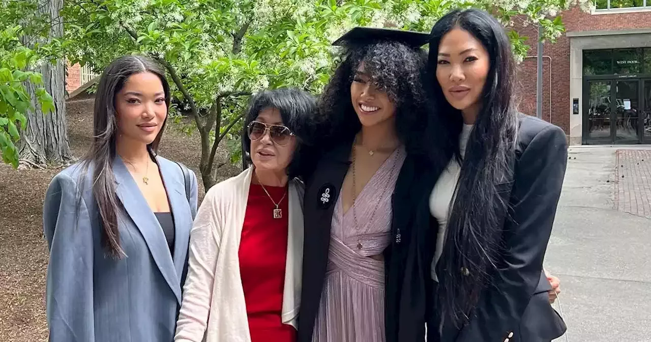 She Did It Kimora Lee Simmons Daughter Aoki Graduates From Harvard