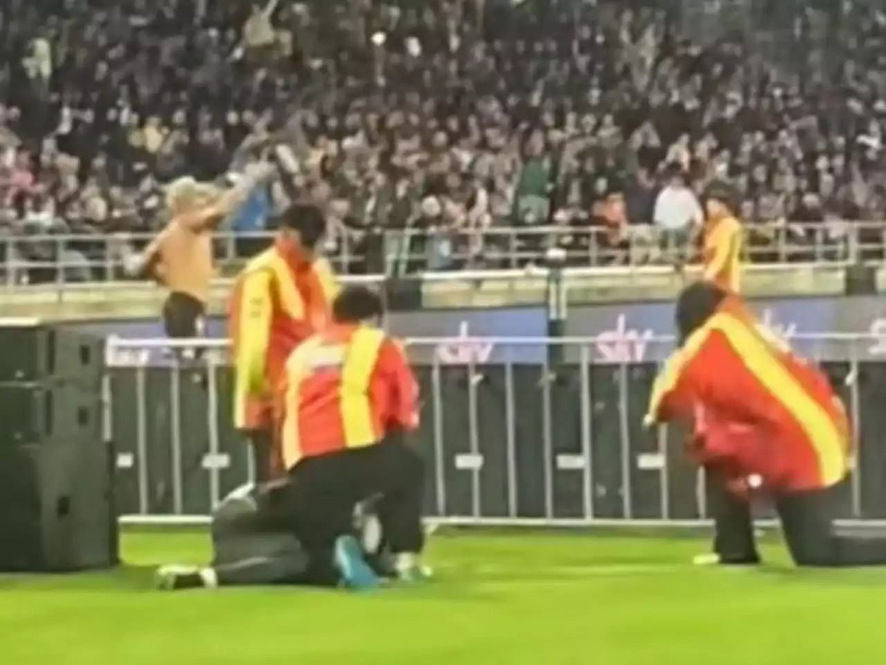 Pitch Invaders Run Riot During New Zealand Rugby Game [Video]