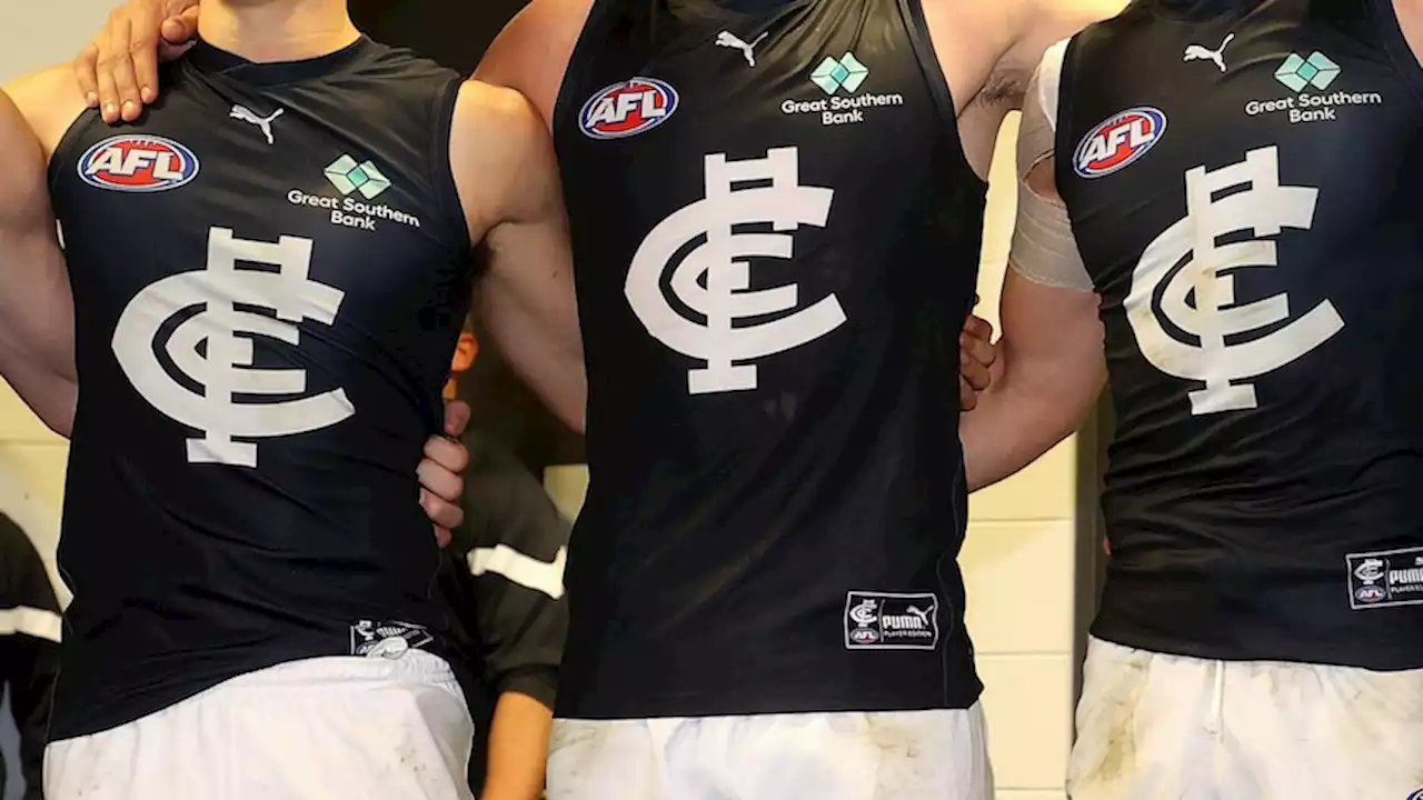 Carlton director quits after dressing room spat with club president