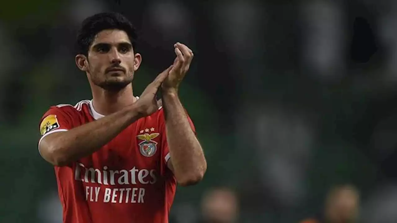 Guedes foi operado e faltou à festa (Benfica)