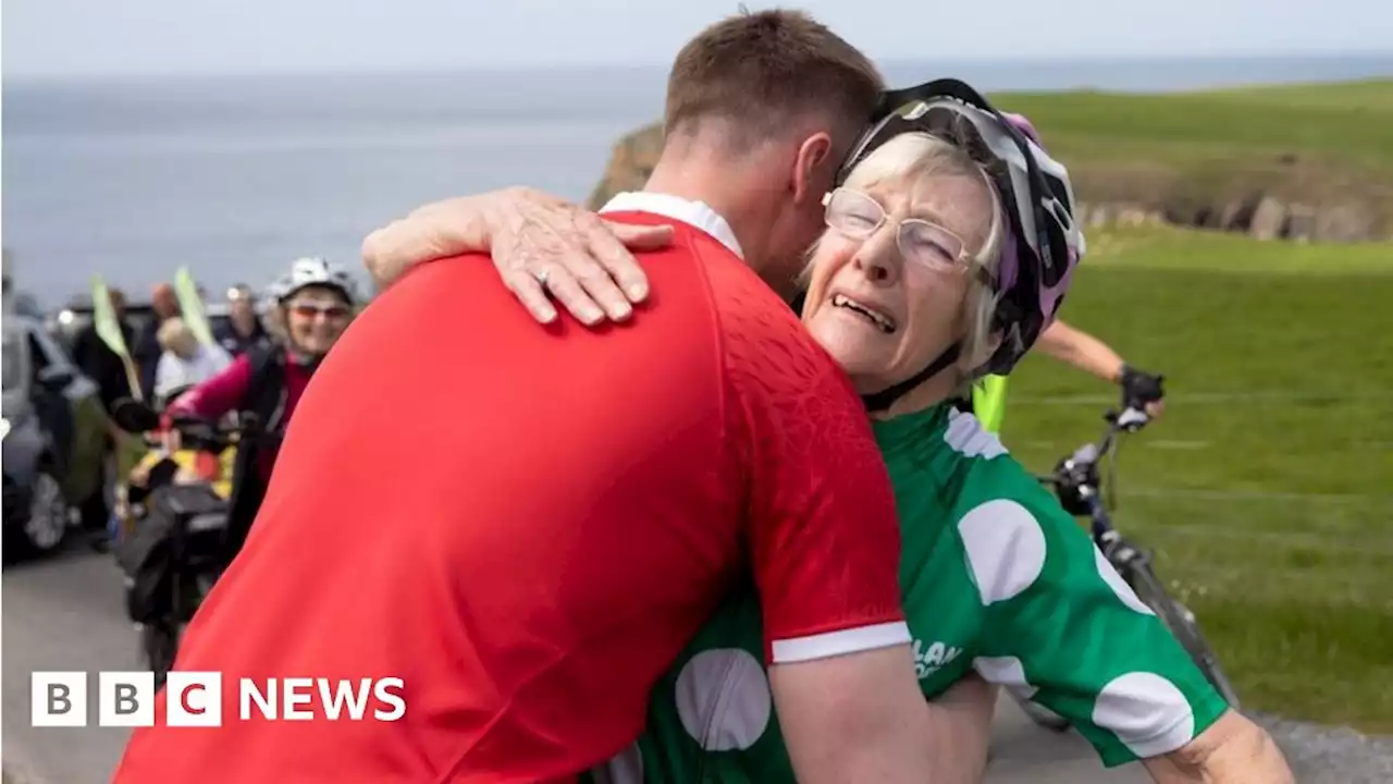 Cycling Granny Mave completes 1,000-mile Scotland challenge