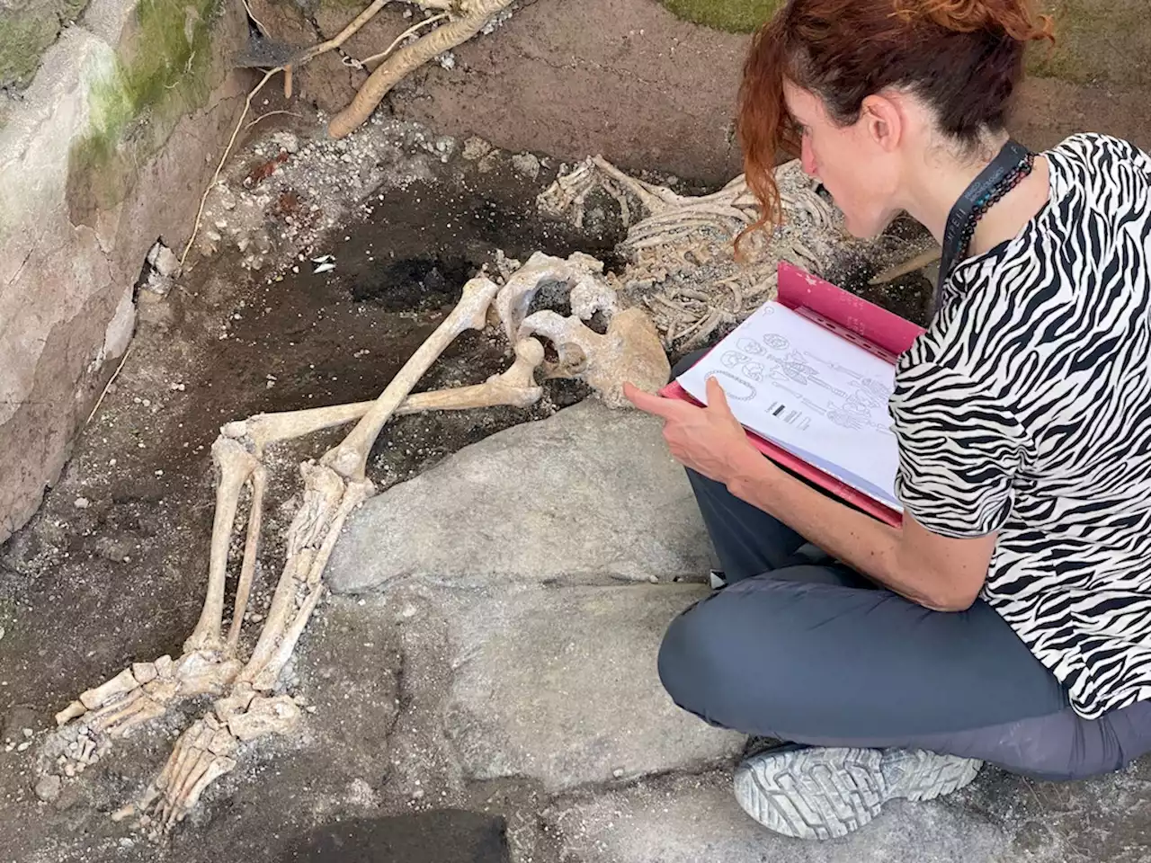 Neue Skelettfunde in Pompeji: Was mit zwei Frauen und einem Kleinkind geschah