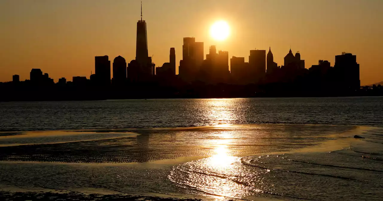 New York City is slowly sinking, researchers say