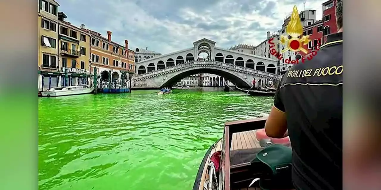 Venice police investigate bright green liquid in Grand Canal