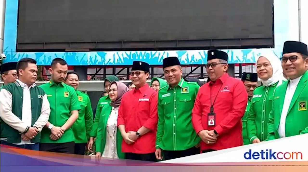 Dipimpin Hasto, Rombongan PDIP Tiba di Markas PPP Bahas Pemenangan Ganjar