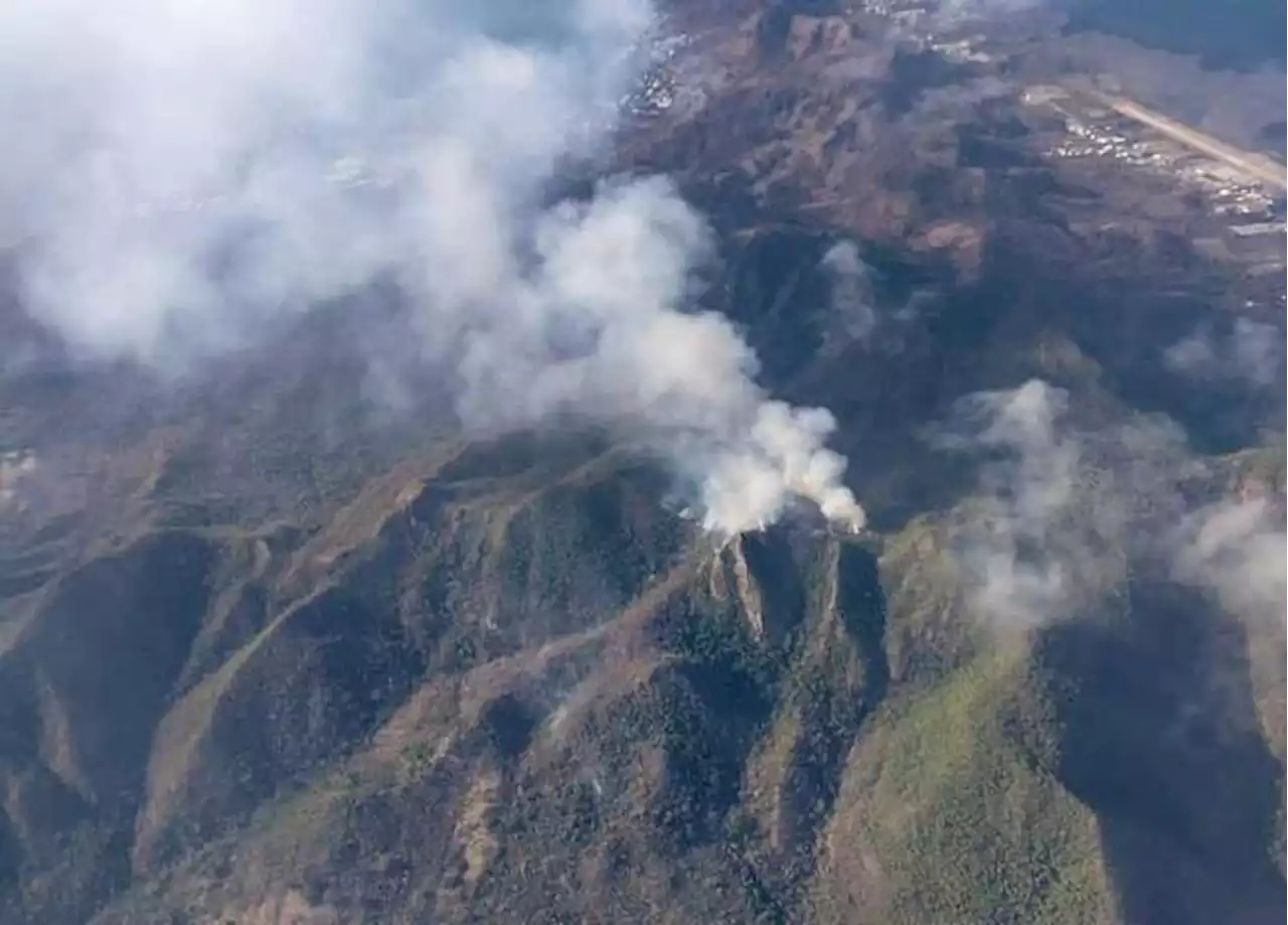 Petro autorizó envío de helicóptero para mitigar incendio en Providencia