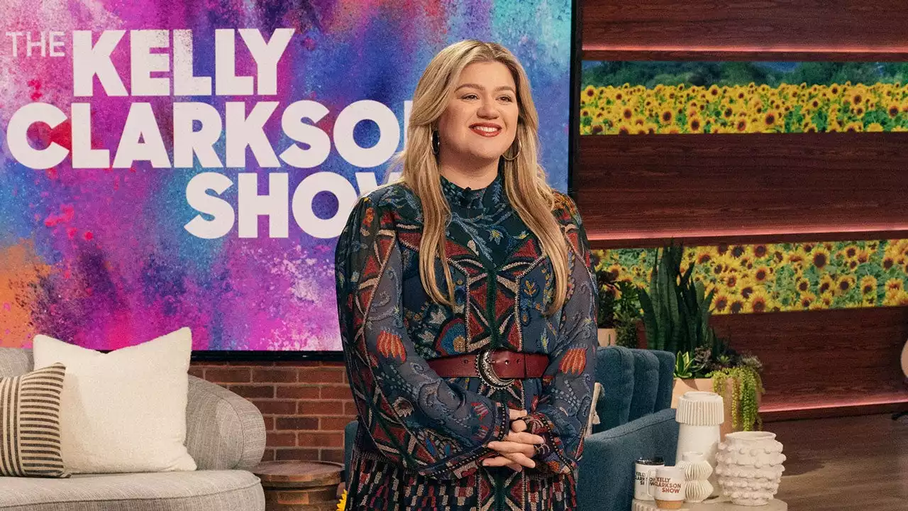 Kelly Clarkson Explains Why She's Relocating Her Talk Show to New York