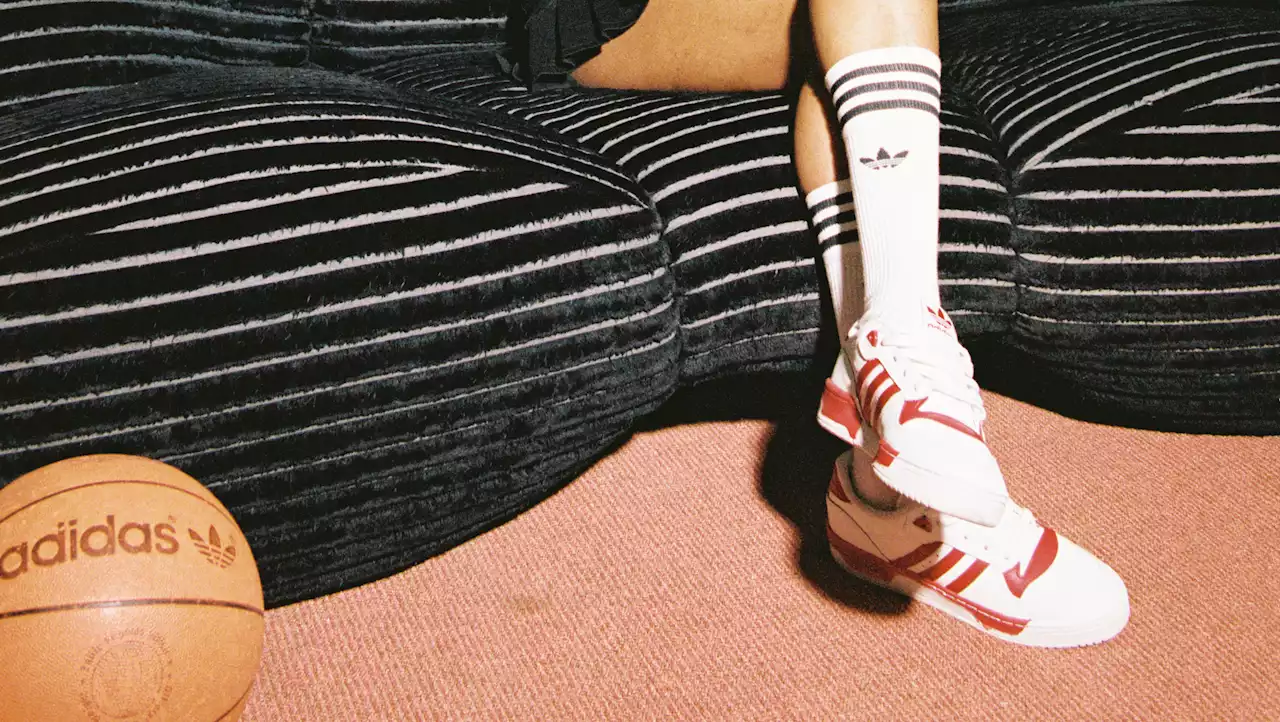 Délicieusement vintage, ce modèle de sneakers réédité par Adidas va signer les dégaines les plus stylées de l'été ! Grazia