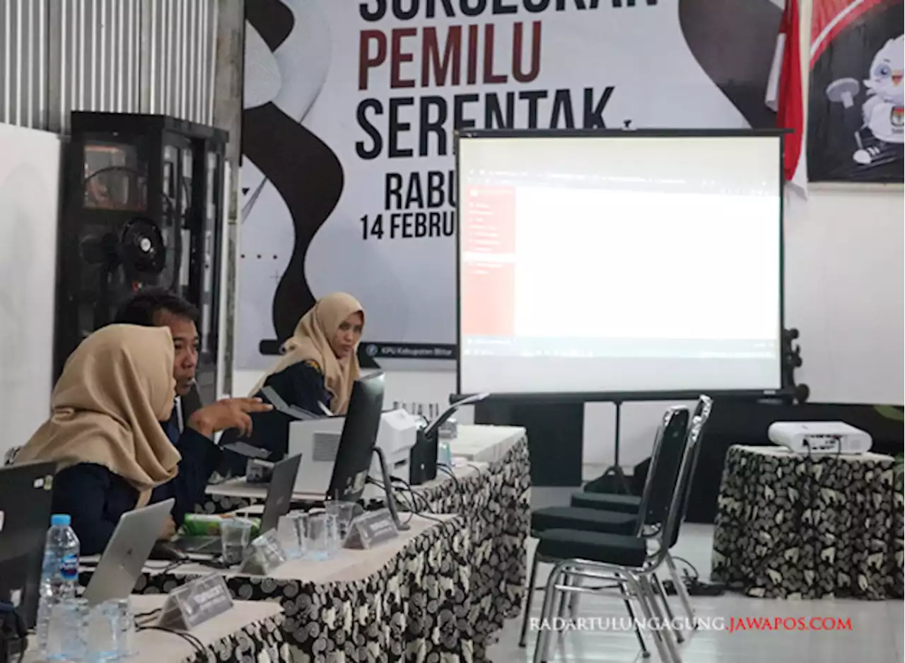 Bawaslu Kabupayten Blitar Pelototi Potensi Bacaleg Ganda