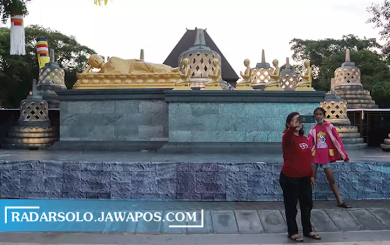 Lampion dan Ornamen Buddhisme Jadi Daya Tarik Baru di Kota Solo