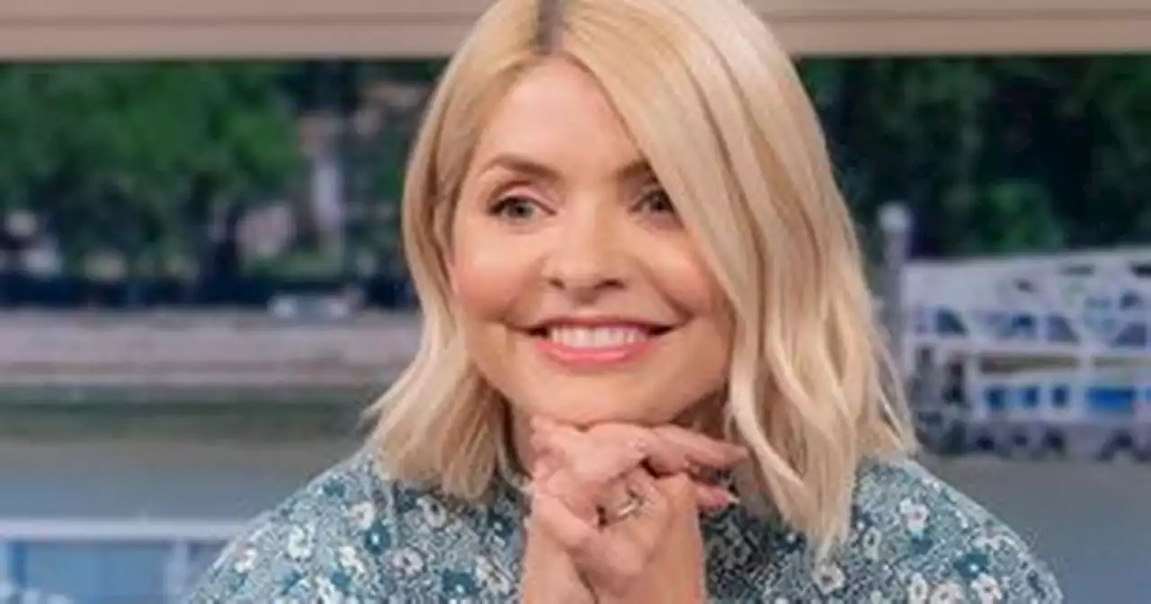 Holly Willoughby staying at This Morning as bosses battle to save show