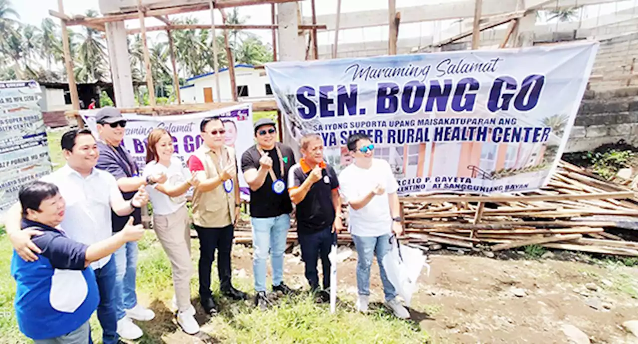 Sen. Bong Go encourages Sariaya people to get vaccinated