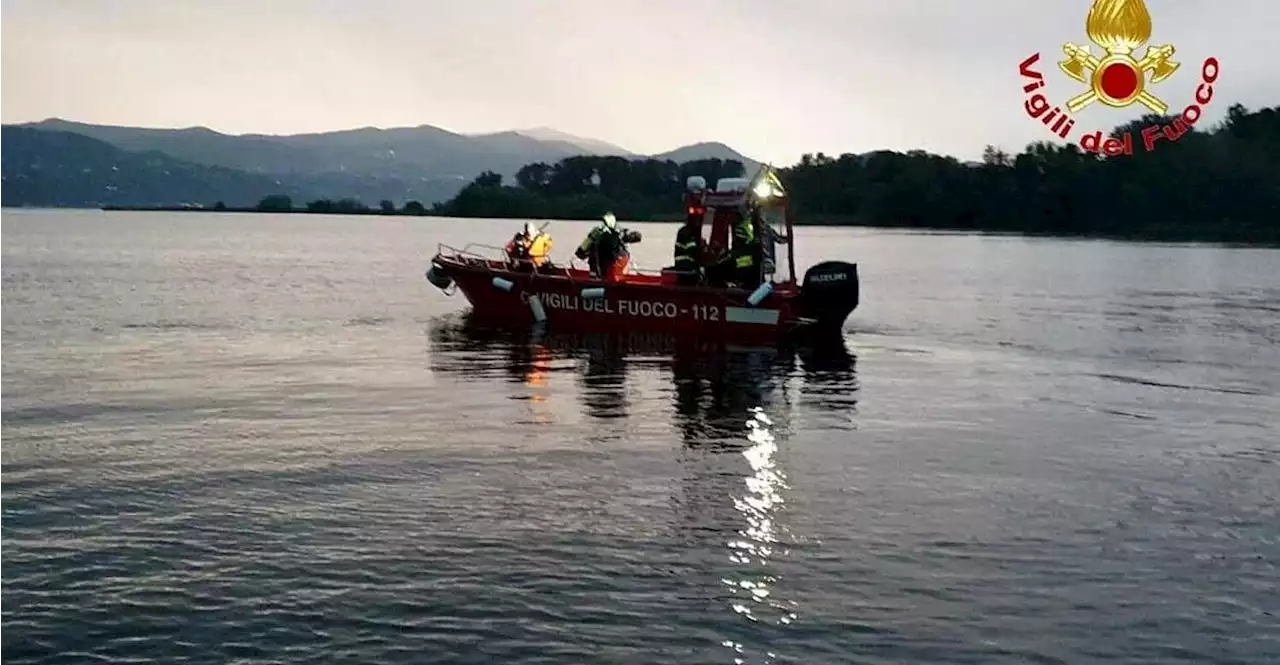 Vier Tote nach Kentern von Ausflugsschiff auf dem Lago Maggiore