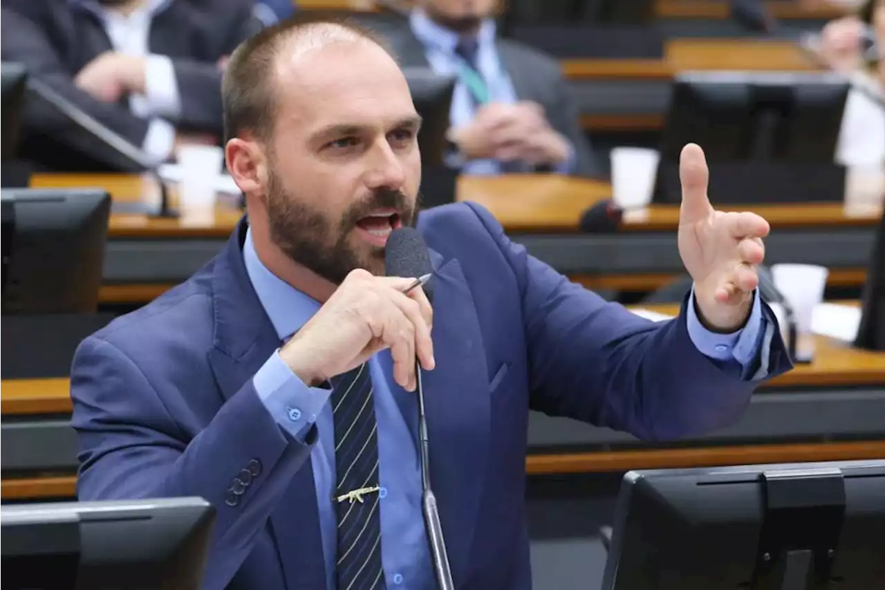 Eduardo Bolsonaro quer acesso a documentos do Supremo sobre o 8 de janeiro