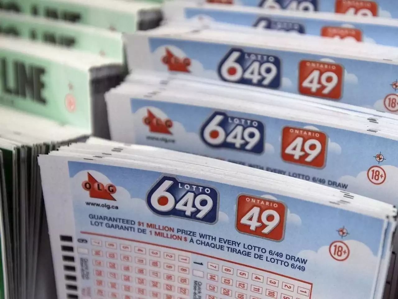 Lotto 649 winning numbers for Saturday May 27, 2023