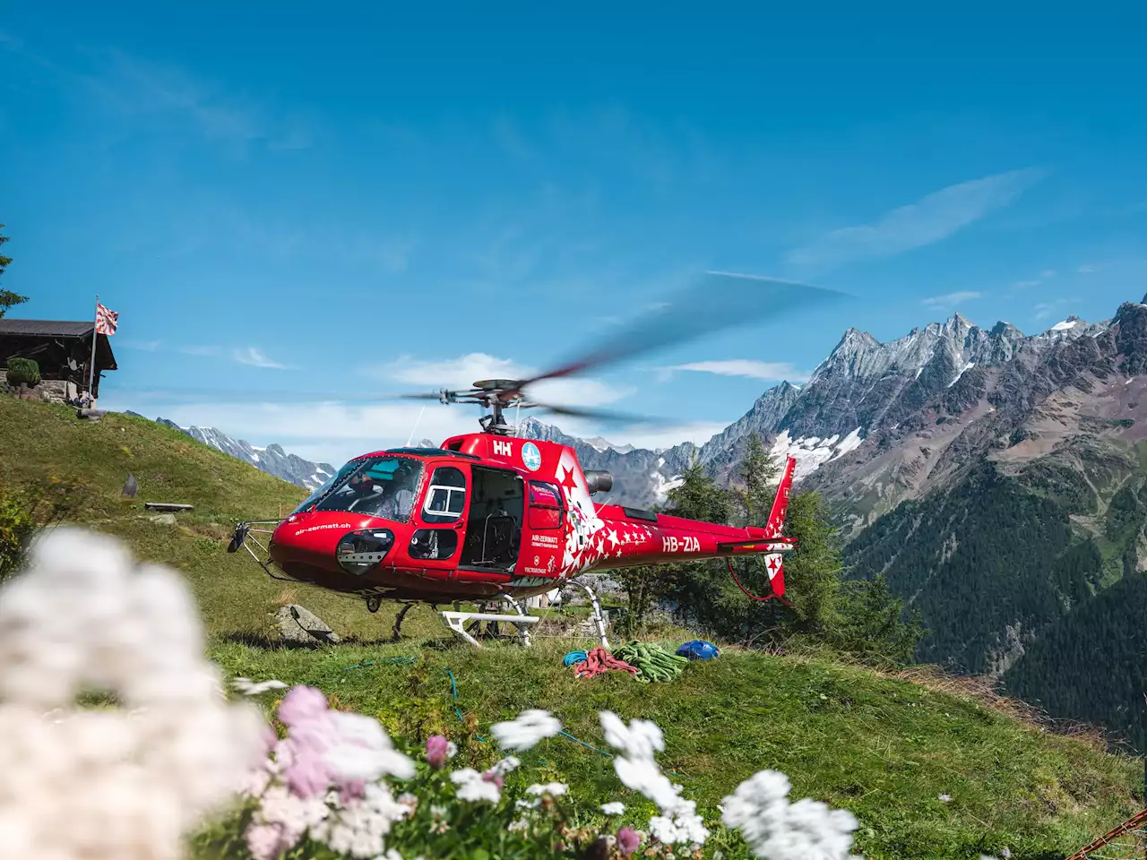 Air Zermatt: Der „Biner-Flow“ und vieles mehr im neuen Gebirgshandbuch