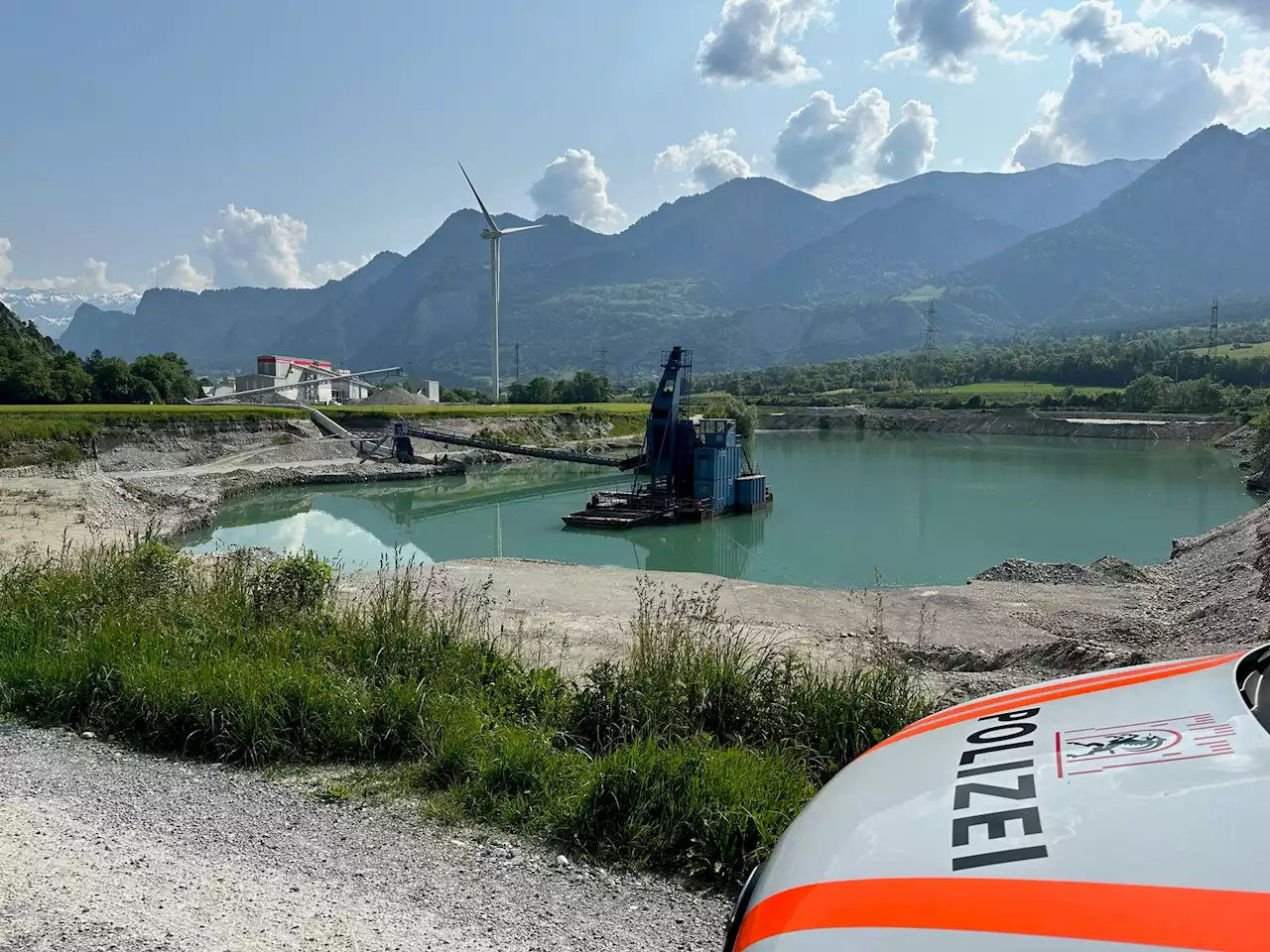 Baggersee GR: Stadtpolizei rettet Hund