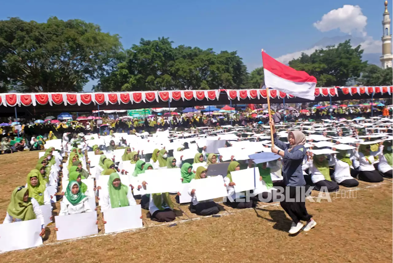 Peringatan Hari Lahir Muslimat NU di Kota Temanggung |Republika Online