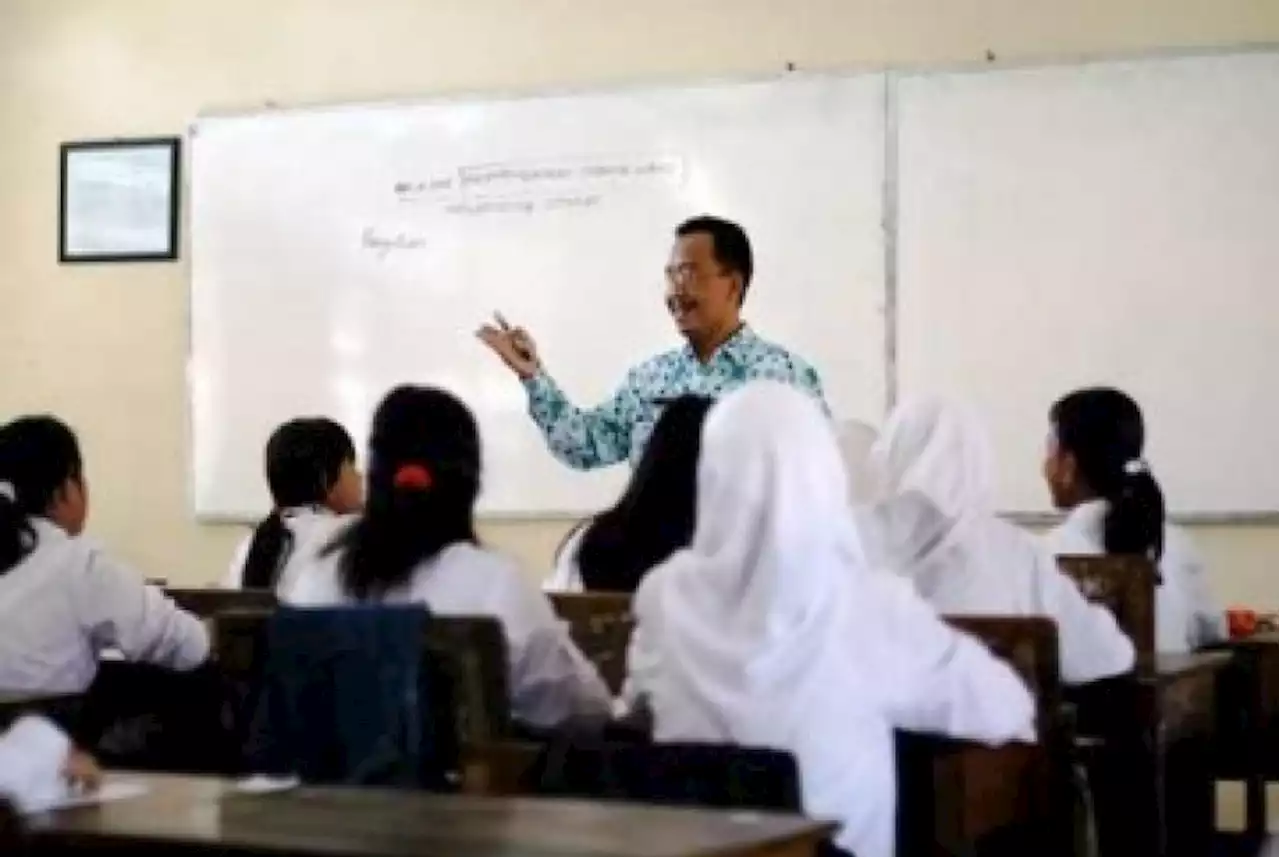 PGRI: Kalau Sistem tak Kuat, Marketplace Justru Berbahaya untuk Guru |Republika Online