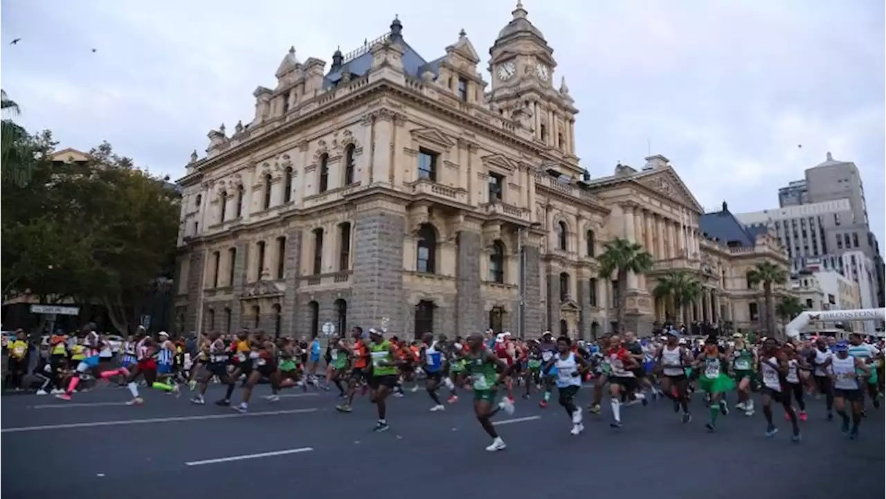 11th edition of Slave Route Challenge attracts 7 000 runners in Cape Town - SABC News