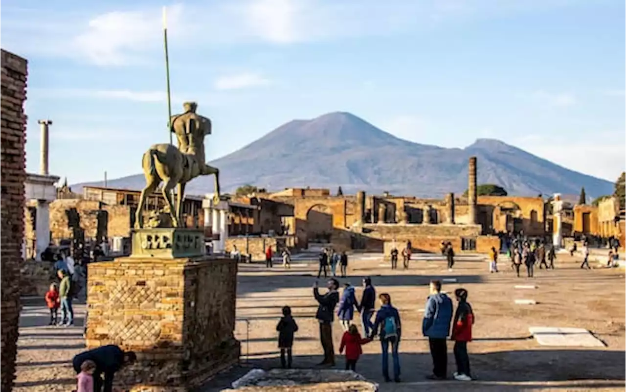 Pompei, scoperti nuovi resti di tre vittime: emersi anche affreschi